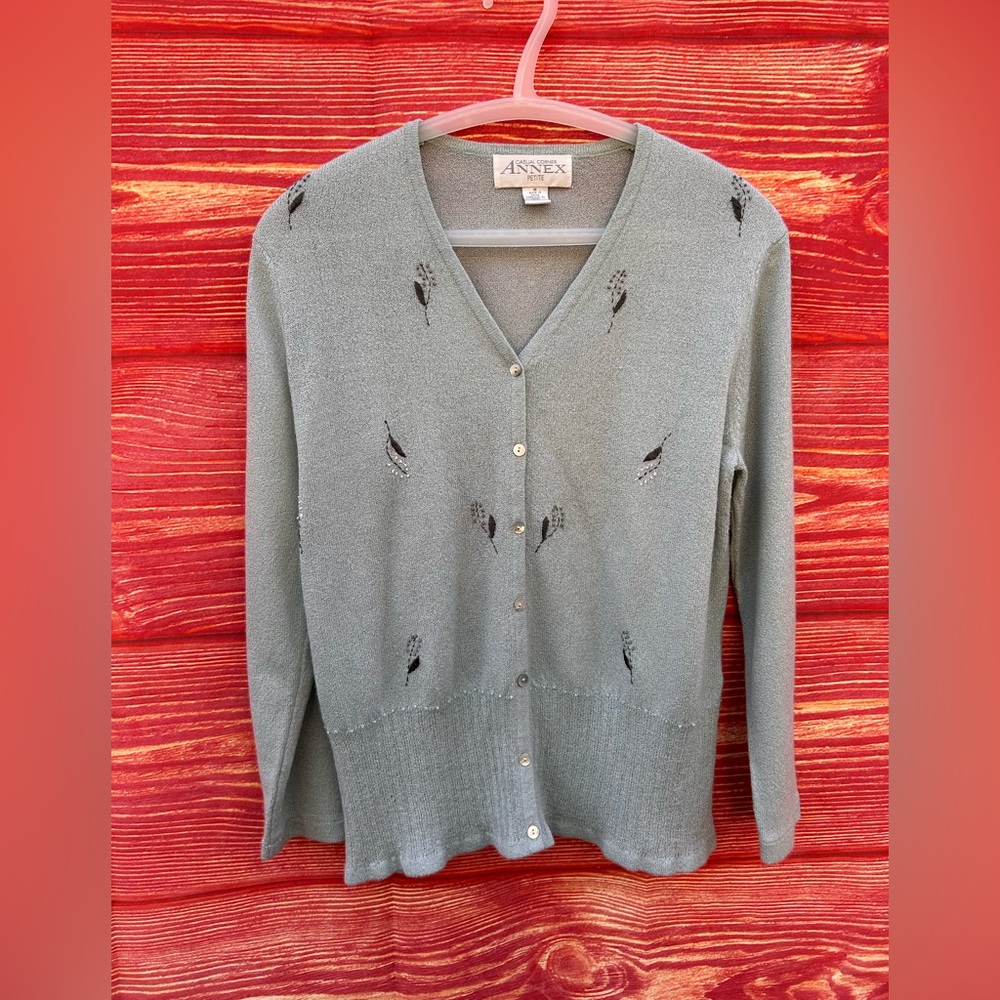 VTG 90s Casual Corner Annex M Sage green embroidered floral cardigan sweater